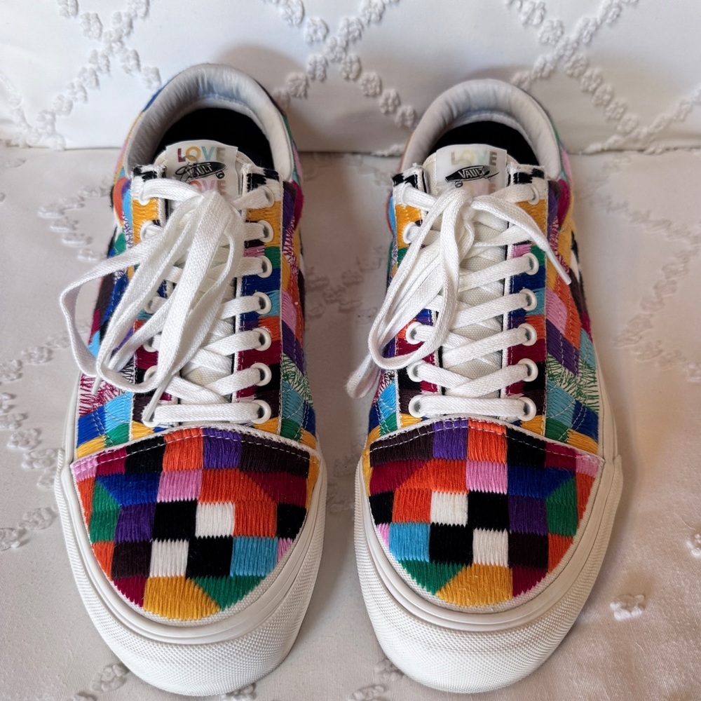 Vans Vault Old Skool “Love Wins”, Limited Edition